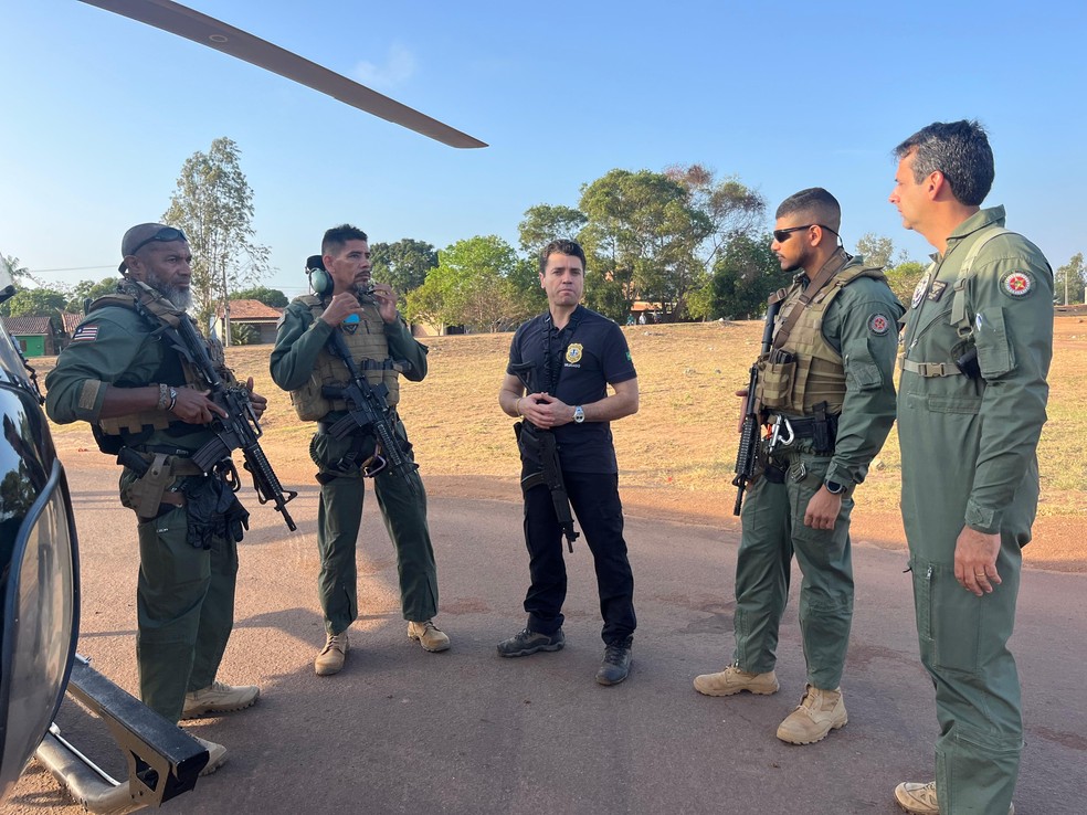 Três homens foram presos em flagrante, na manhã desta sexta-feira (8), suspeitos de planejar a morte do delegado Renilton Ferreira, em Miranda do Norte, a 139 km de São Luís. — Foto: Divulgação/Polícia Civil do Maranhão