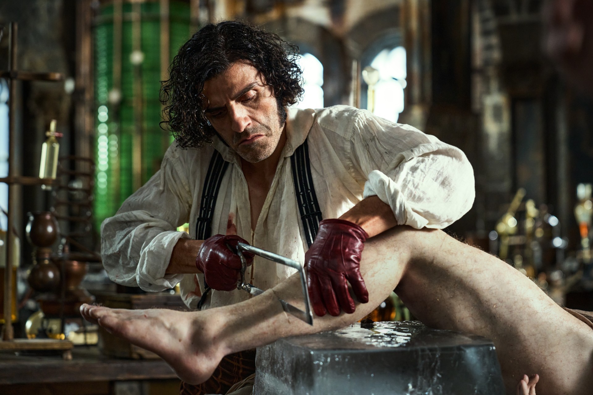 'Frankenstein' é resultado imperfeito da obsessão e do talento de seu criador; g1 já viu