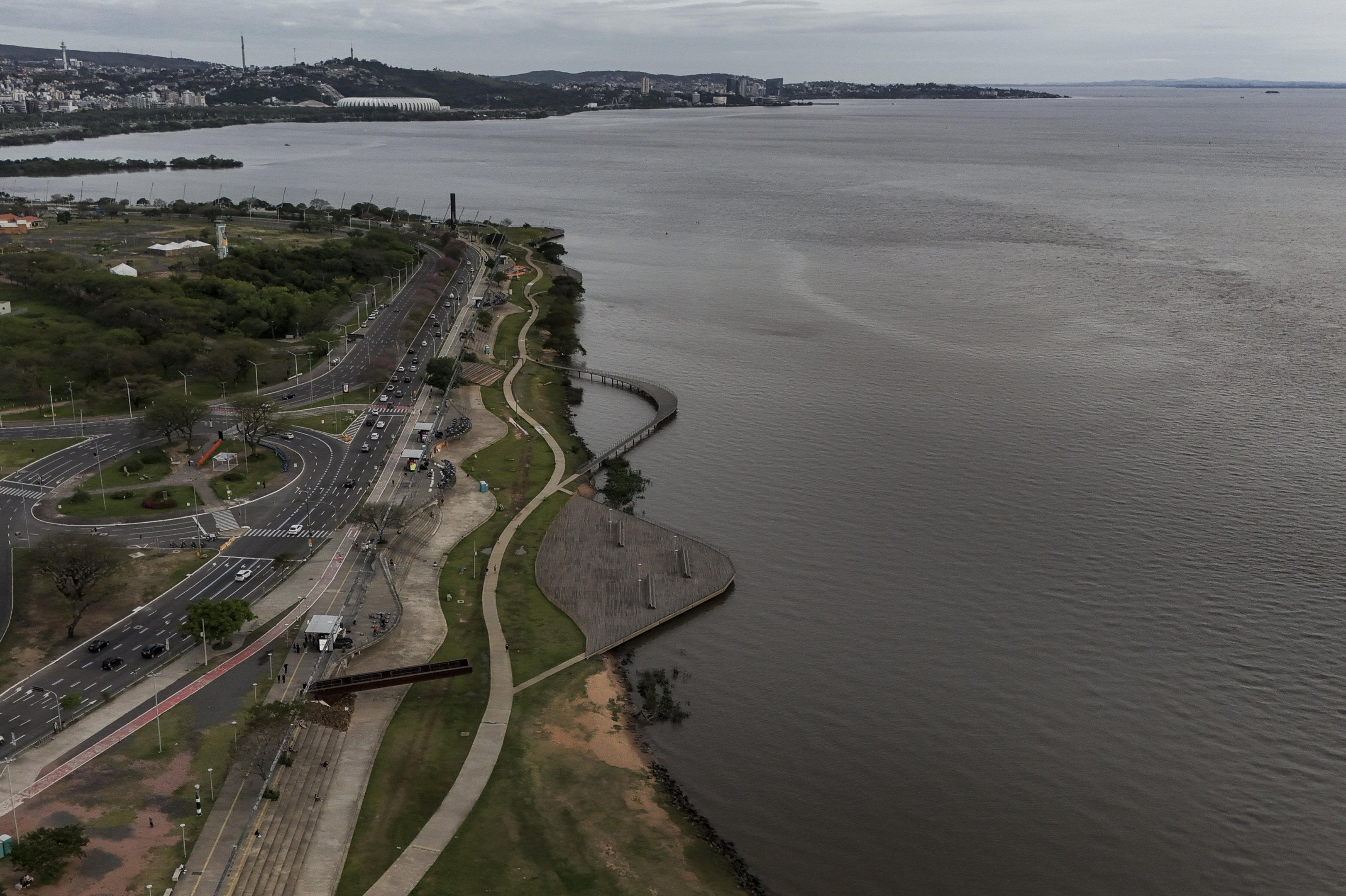 Defesa Civil de Porto Alegre emite aviso para risco de elevação do nível do Guaíba