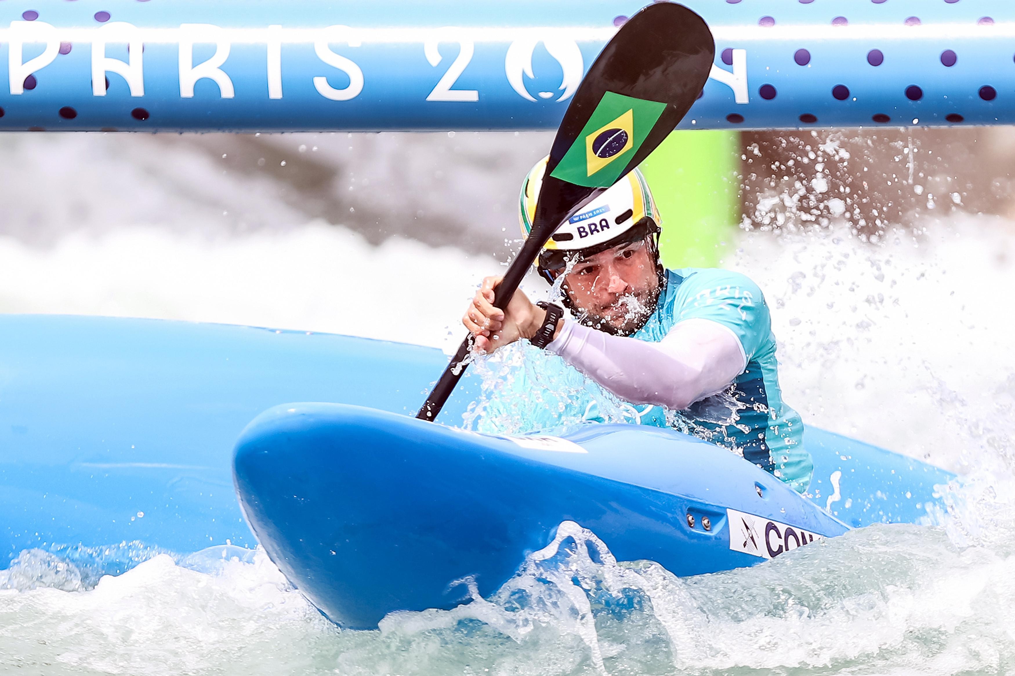 Pepê Gonçalves registra boletim de ocorrência ao ter mais de R$ 13 mil em equipamentos de canoagem furtados