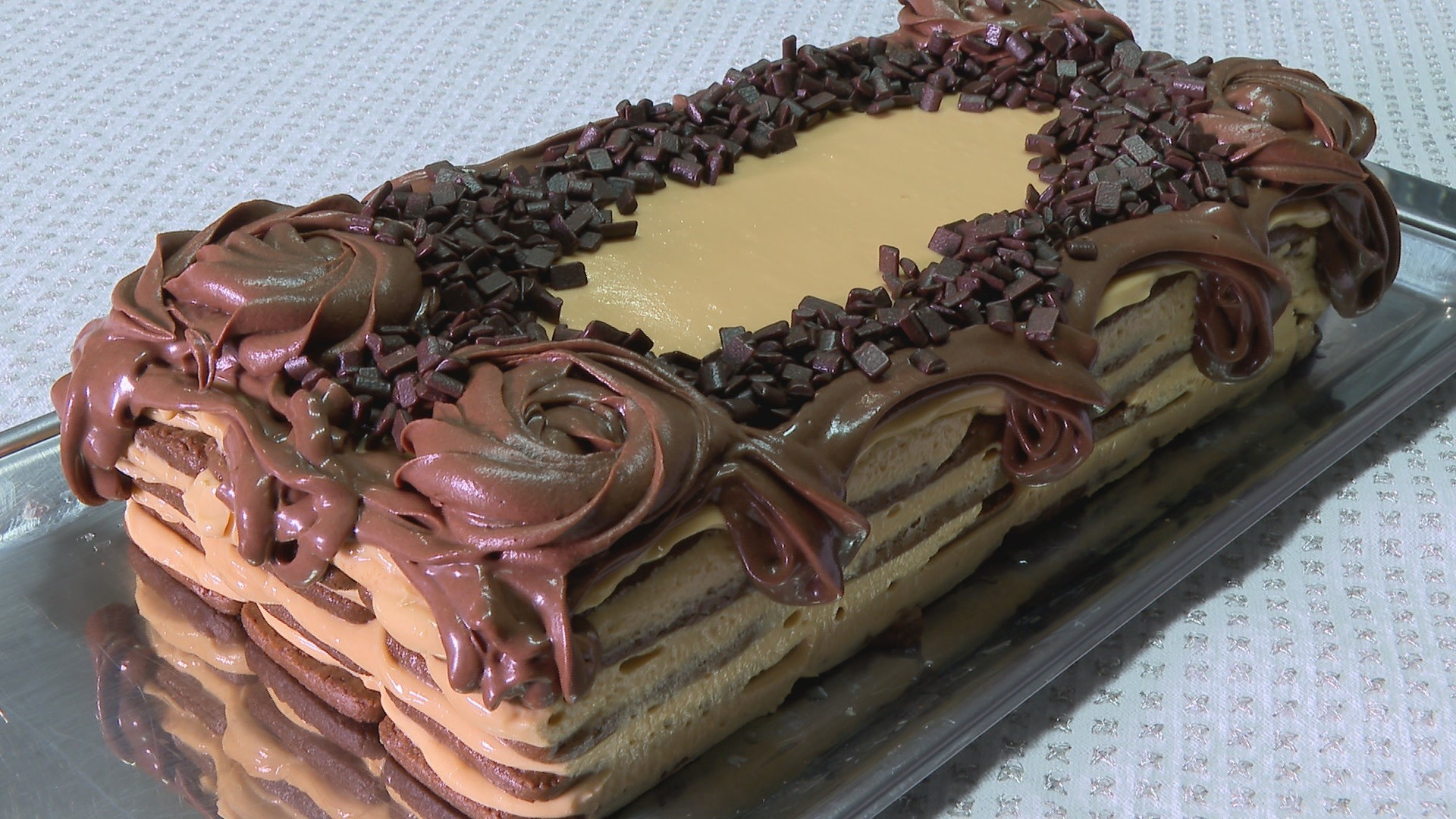 Chocotorta argentina: aprenda a preparar receita que combina chocolate, doce de leite e biscoitos