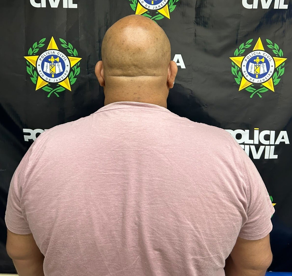 Motorista de transporte escolar de São Pedro da Aldeia é preso após condenação por estupro de vulnerável