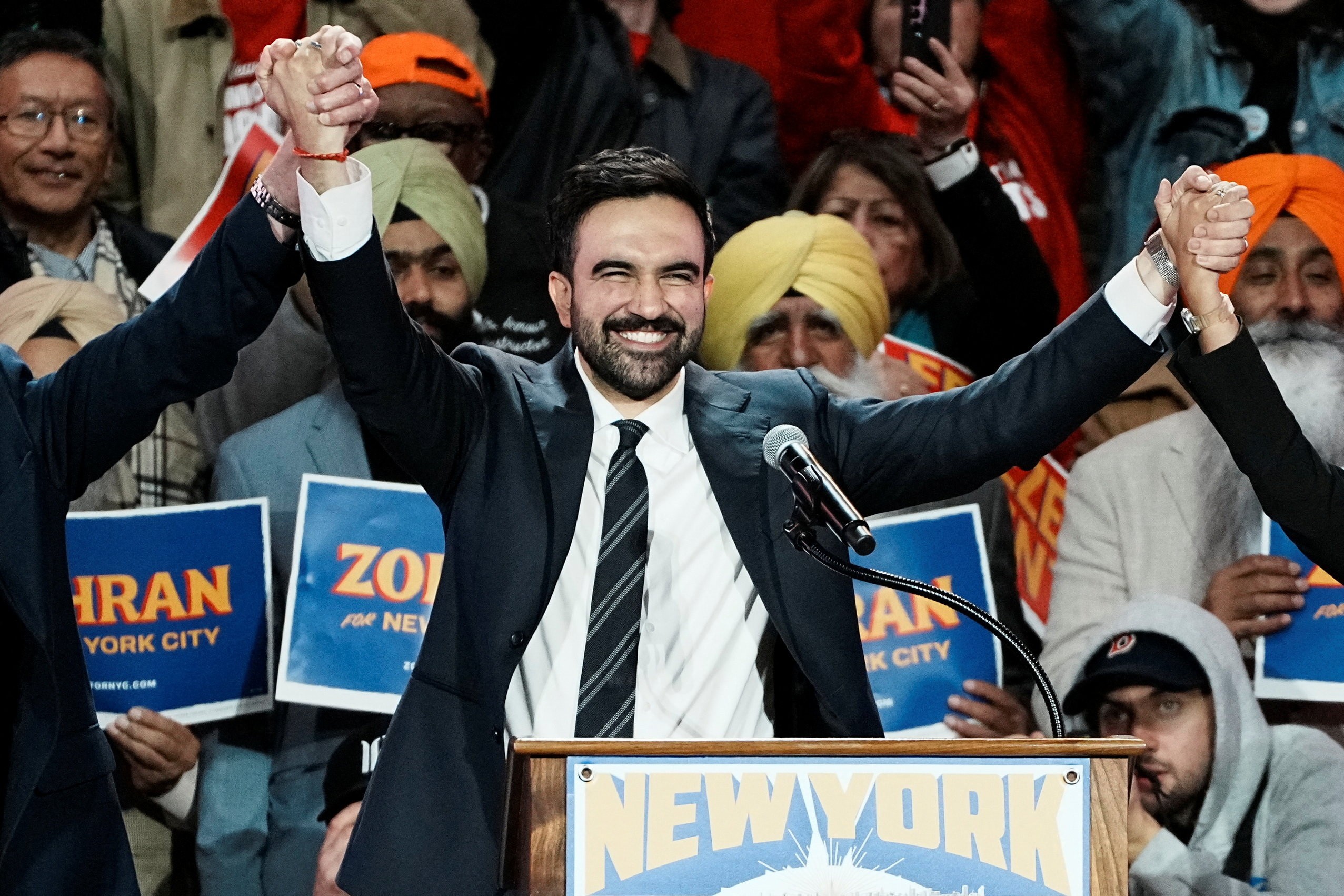 Democrata Zohran Mamdani é eleito prefeito de Nova York e impõe derrota política a Trump, diz imprensa dos EUA