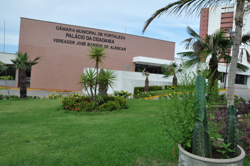 Vereadores de Fortaleza iniciam atividades na Câmara Municipal nesta segunda — Foto: CMFor/Reprodução