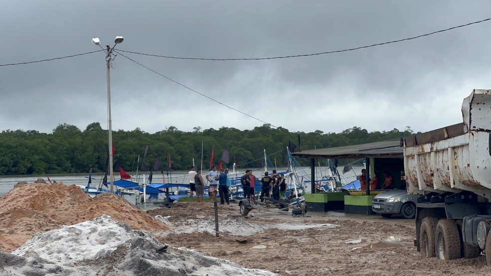 Lcalidade de Tamatateua, no interior de Bragança, foi isolada para receber corpos encontrados no mar no Pará — Foto: Fábia Sêpeda/Tv Liberal