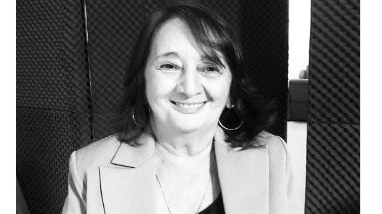 Cantora e jornalista Lena Rios morre aos 75 anos 