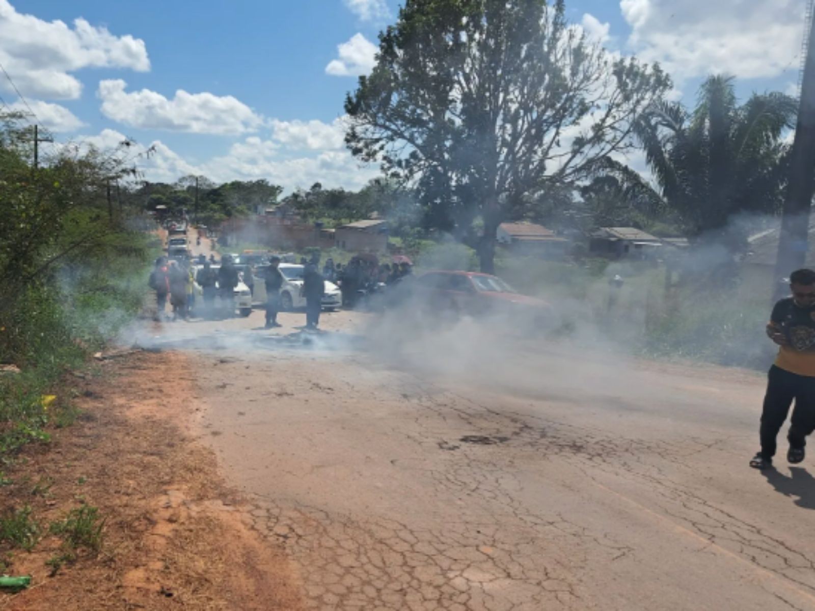 Visitas presídio de Rio Branco são suspensas após suspeitas de motim; famílias protestam