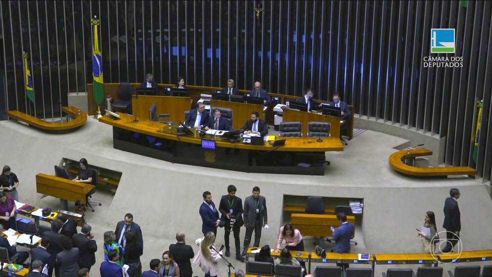 Câmara derruba aumento do IOF proposto pelo governo — Foto: Jornal Nacional/ Reprodução