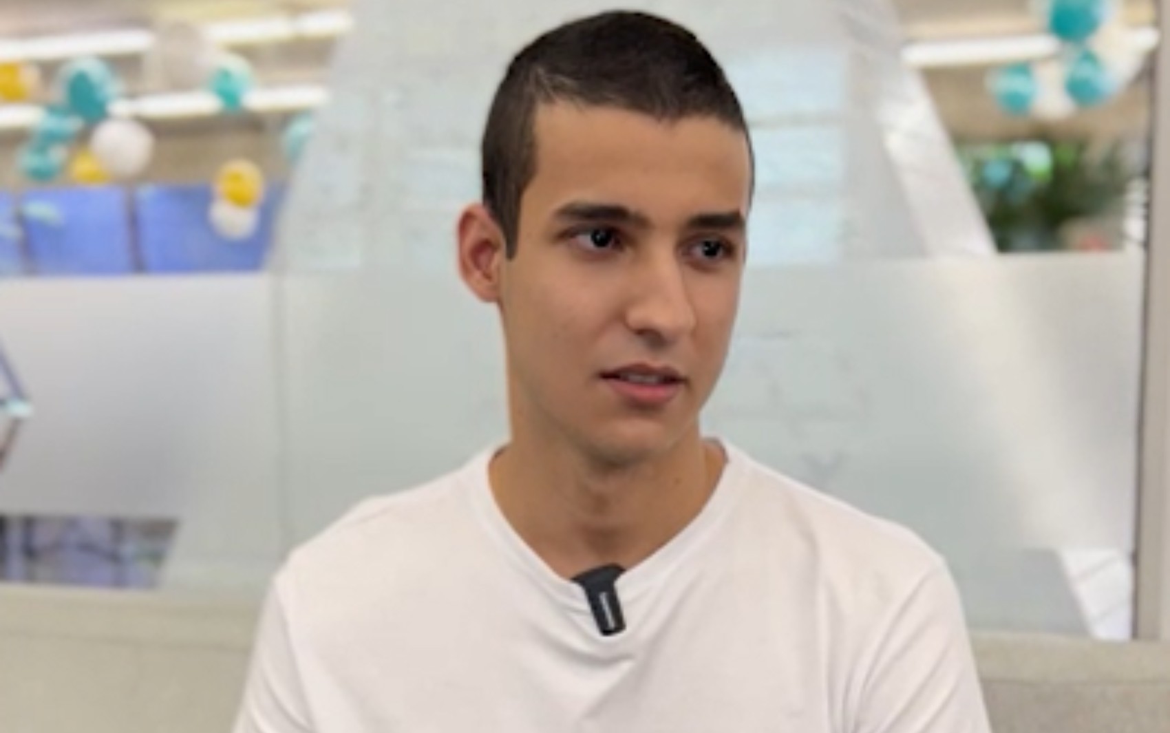 Estudante de Ribeirão Preto gabarita questões de matemática no Enem e conquista vaga na USP: 'Não me cansava estudando'