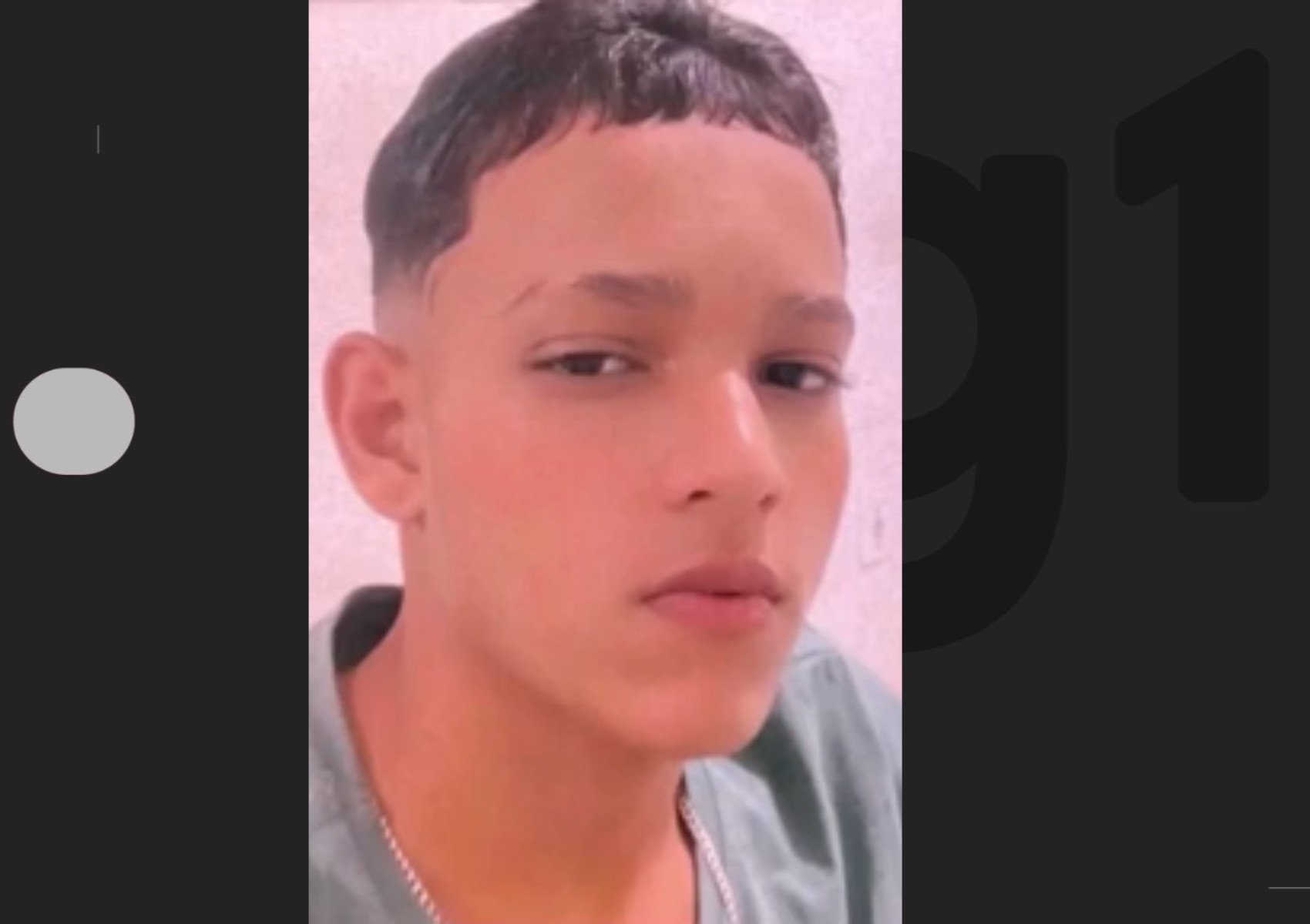 Adolescente de 16 anos morre após cair de motocicleta em avenida na Bahia 