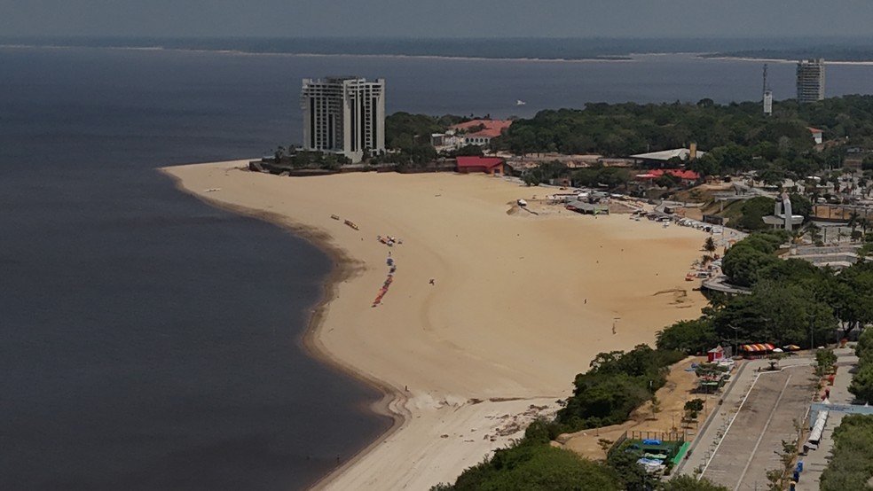 Seca severa já alterou as áreas portuárias de Manaus — Foto: Willian Duarte/ Rede Amazônica