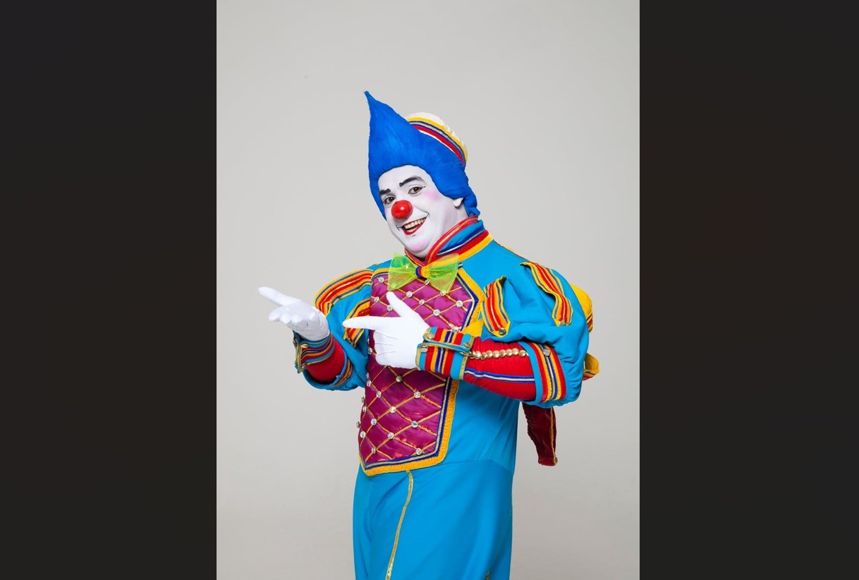 Palhaço Topetão se apresenta em Porciúncula neste sábado com entrada gratuita