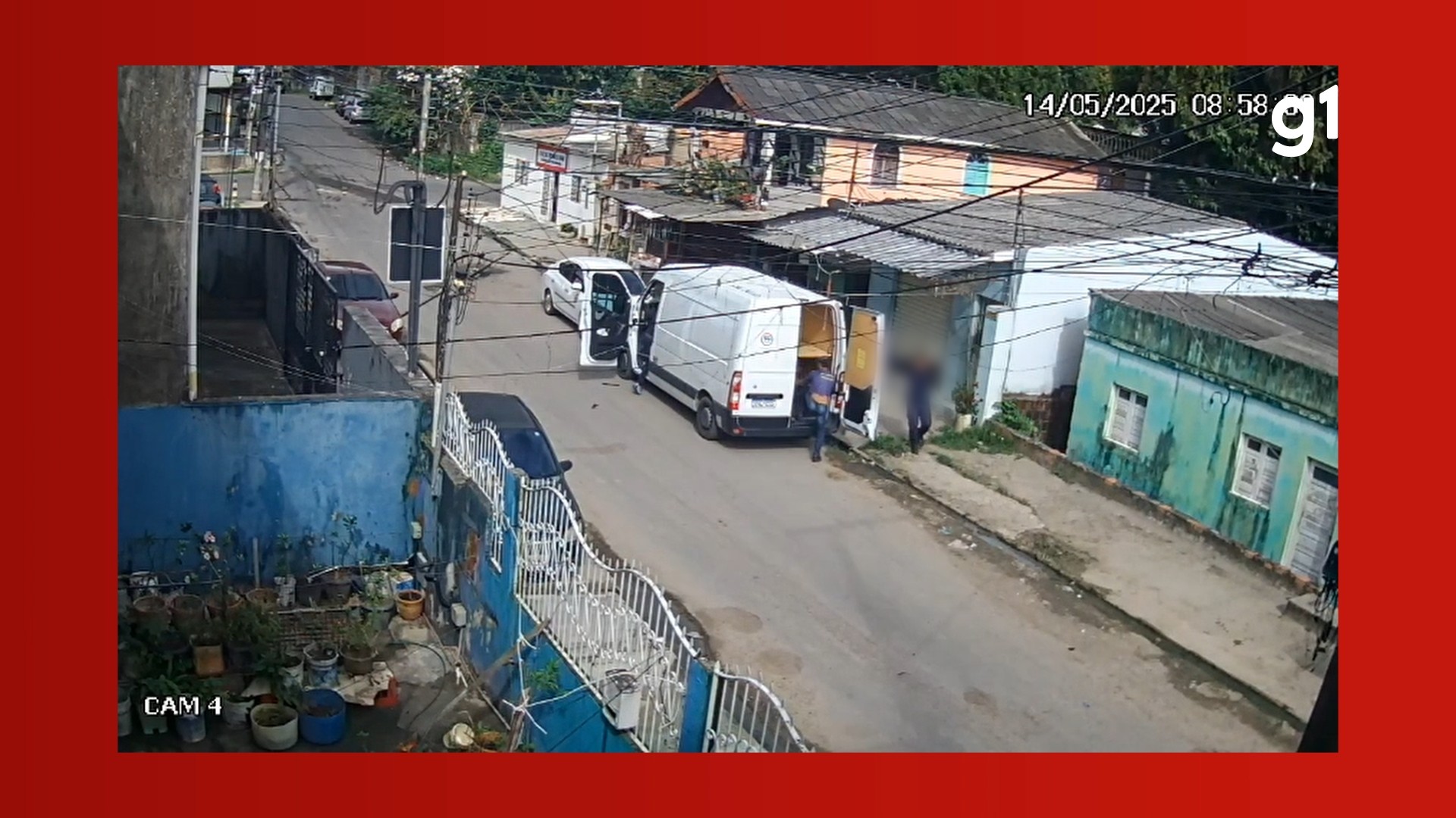 VÍDEO: Criminosos sequestram trabalhadores e roubam carga de cigarros de R$ 90 mil em Manaus