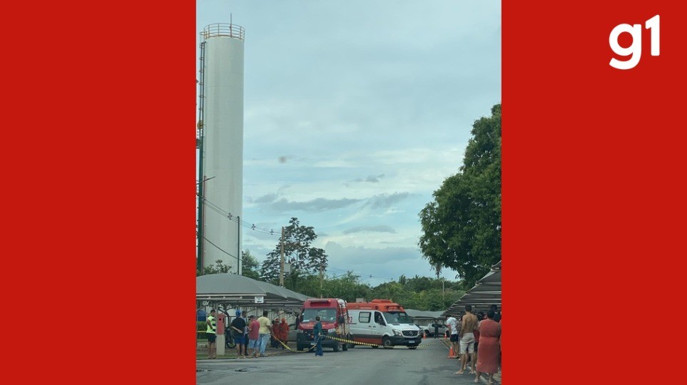 VÍDEO: trabalhadores são resgatados por helicóptero após passarem mal no topo de caixa d'água em Cuiabá