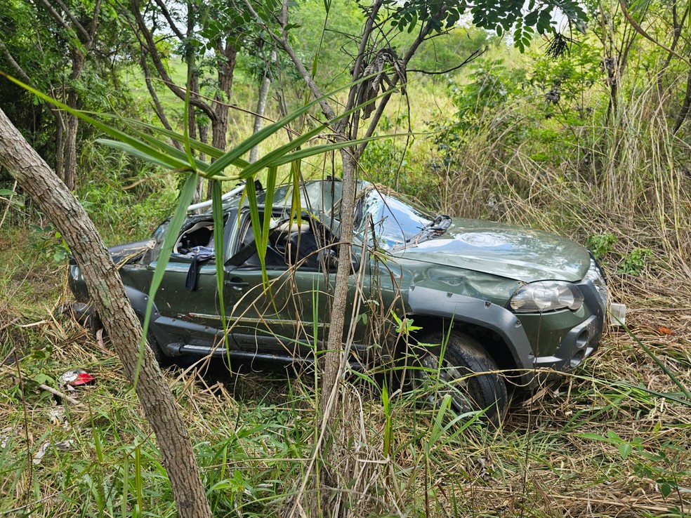 Jovem morre após se acidentar a caminho do trabalho em Itaúna — Foto: PMRv/Divulgação