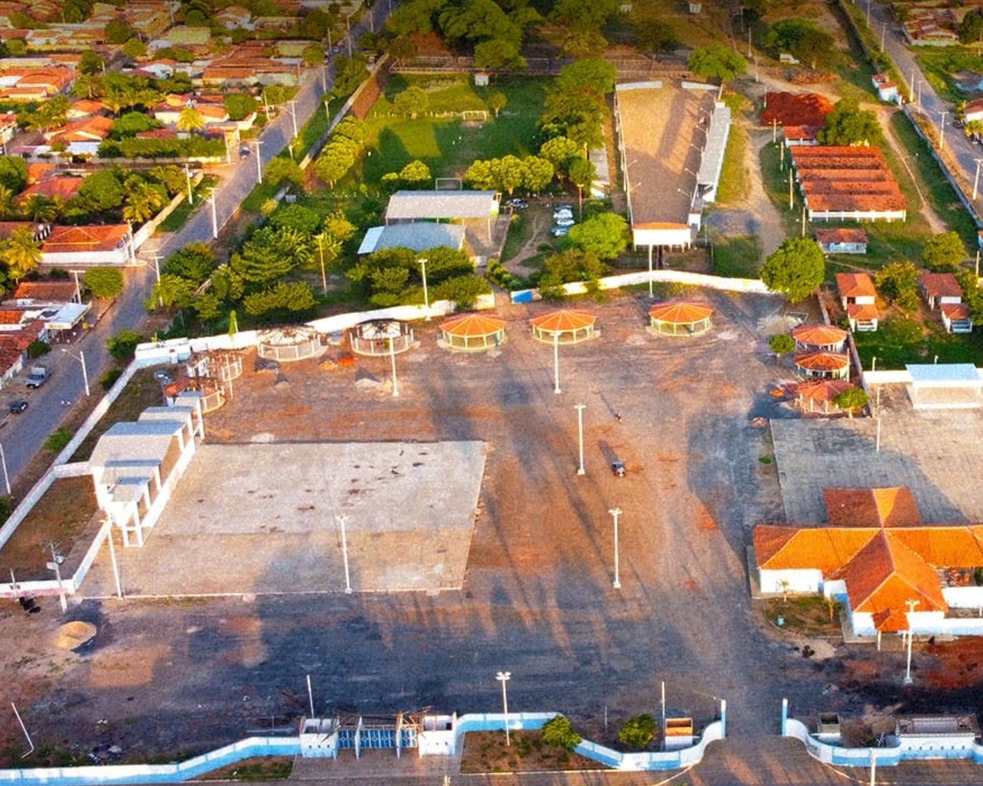 Adolescente de 16 anos é morto a tiros e outras duas pessoas ficam feridas após confusão em encontro de motociclistas na Bahia