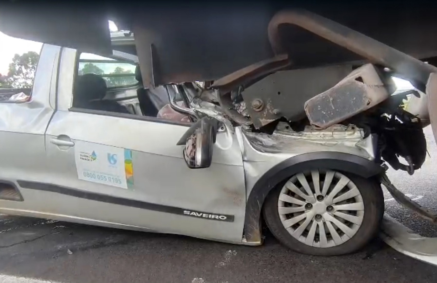 Trabalhadores escapam com ferimentos leves de grave acidente em Patrocínio Paulista, SP