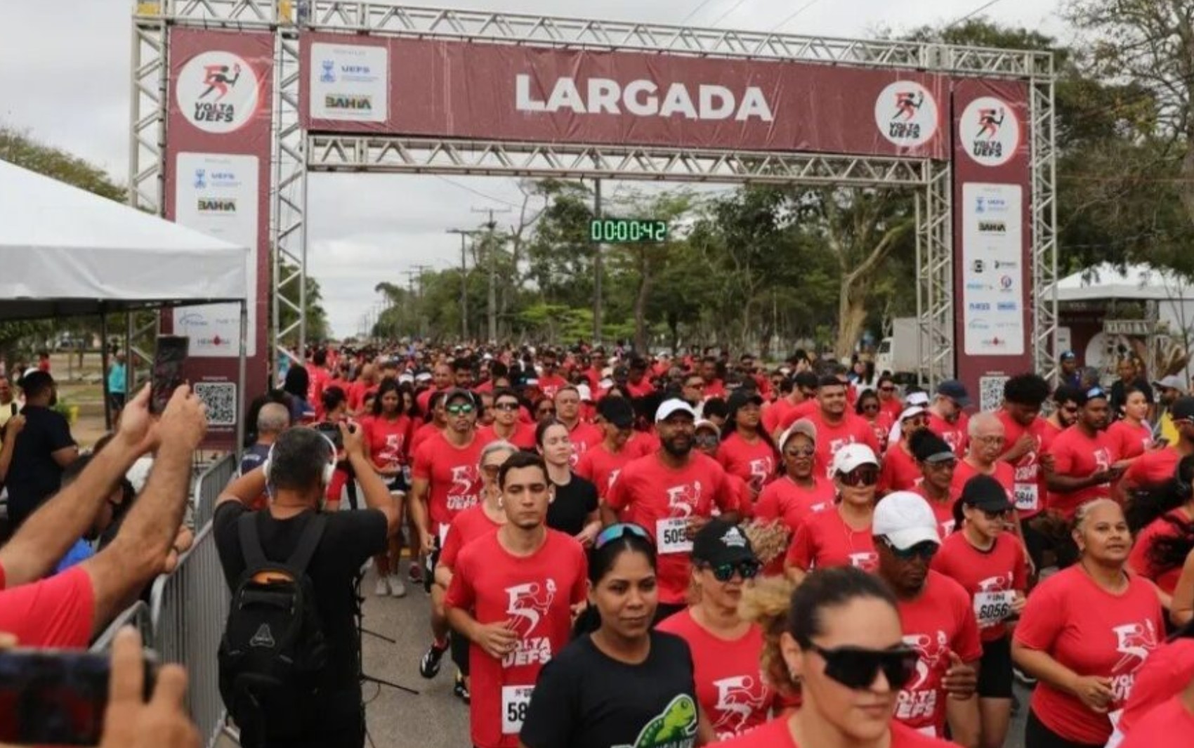 Corrida incentiva doação de sangue com inscrições prioritárias para quem doar em Feira de Santana; saiba mais
