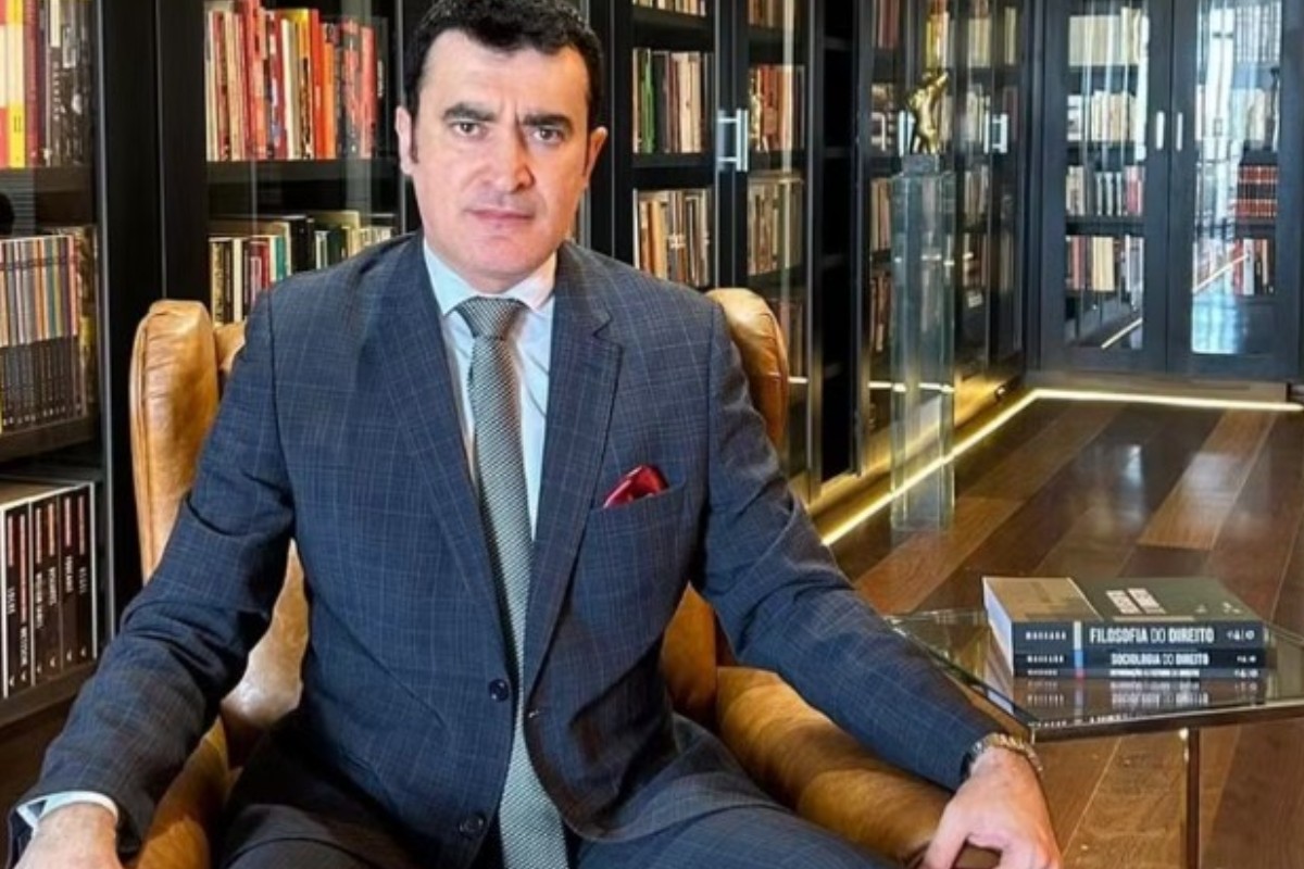 Faculdade de Direito da USP demite professor acusado de assédio sexual 