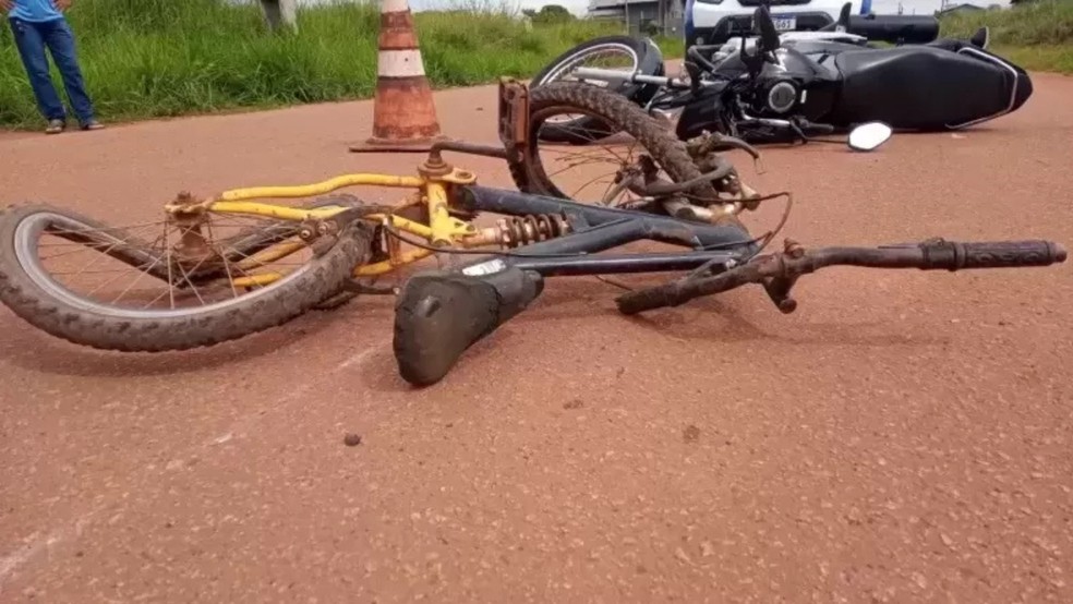 Criança de 7 anos morre após ser atropelada por motocicleta em Rolim de Moura — Foto: Reprodução/redes sociais