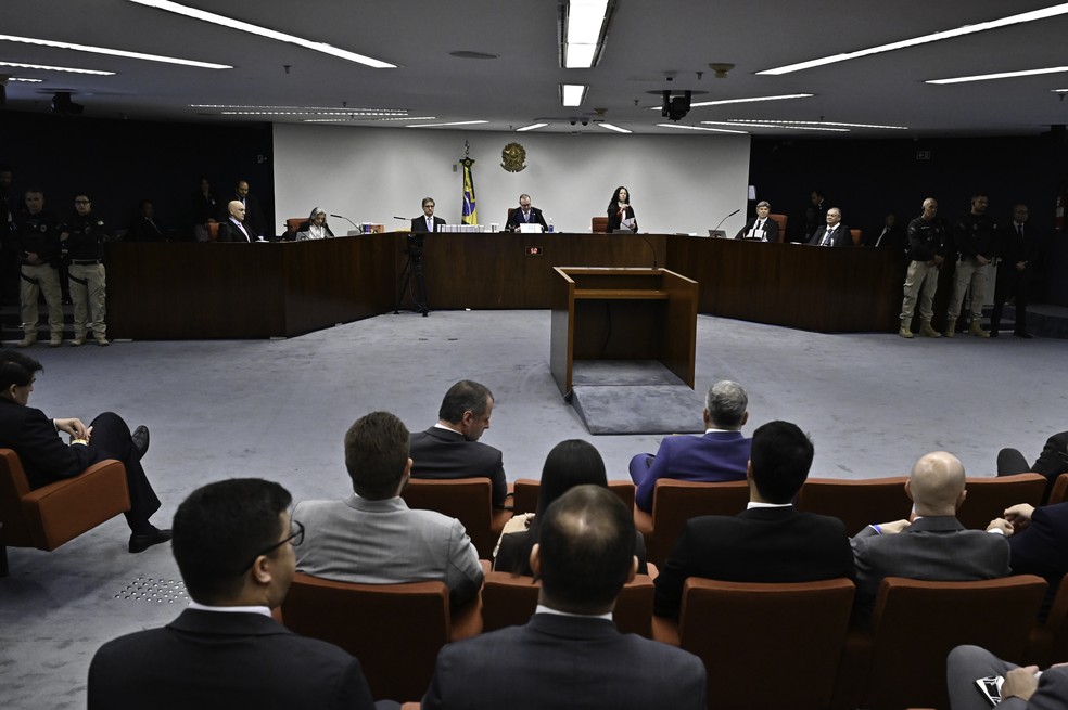 Primeira Turma do STF inicia o 3º dia de julgamento de Bolsonaro e mais 7 réus na trama golpista — Foto: Ton Molina/FotoArena/Estadão Conteúdo