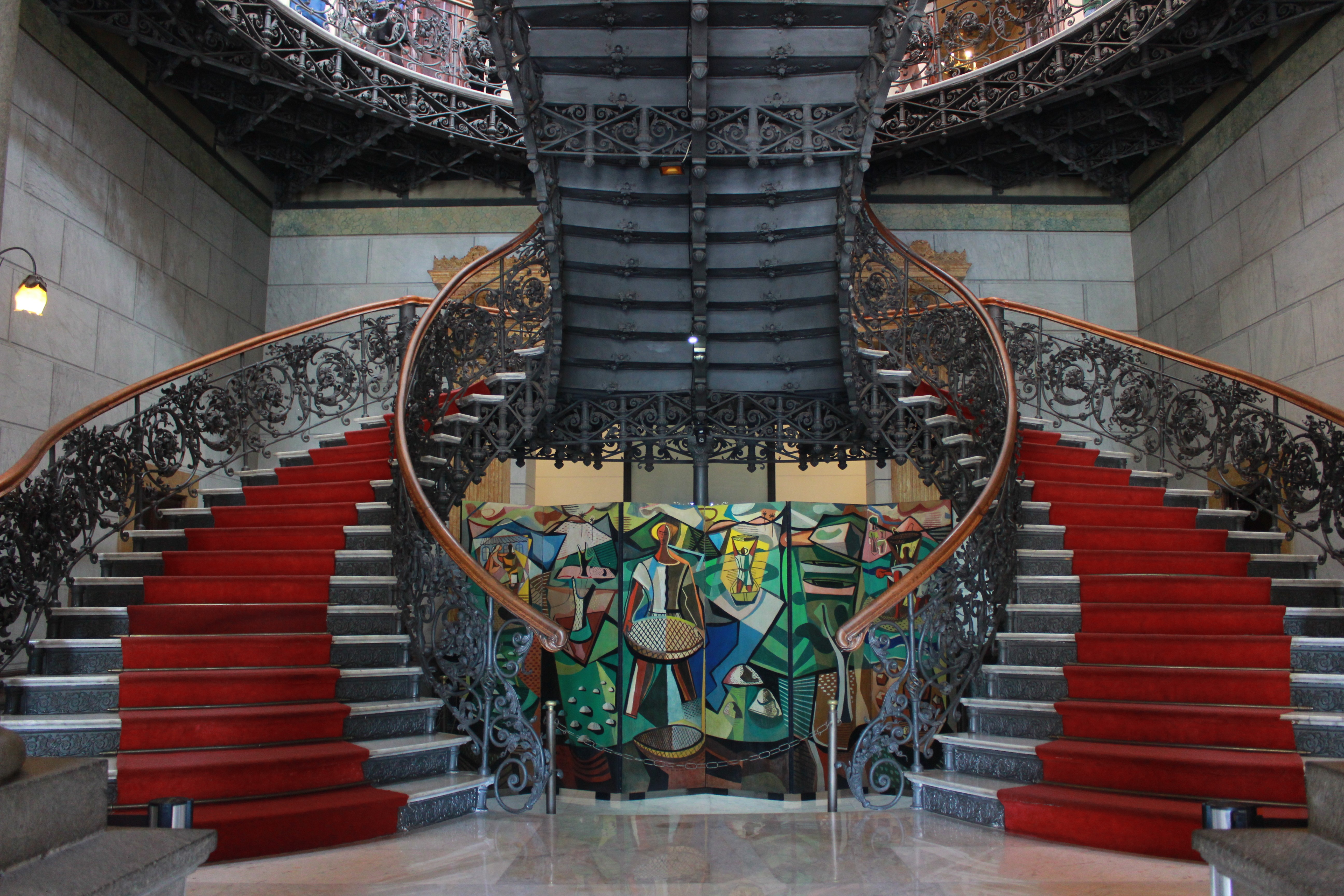 Saiba em que locais do Palácio da Liberdade estão 6 das pinturas retiradas do Palácio das Mangabeiras