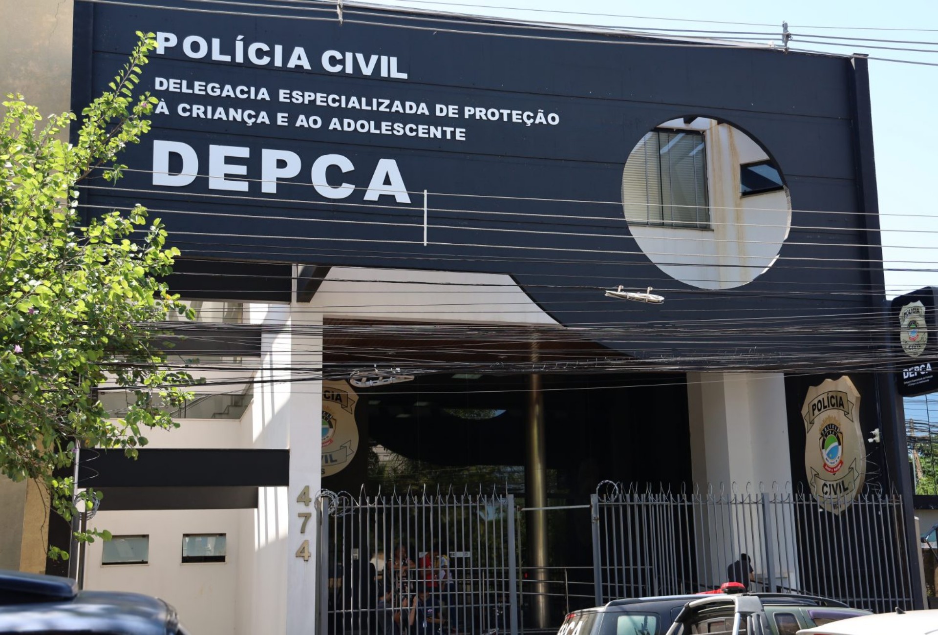 Adolescente de 13 anos chama a polícia e denuncia maus-tratos do próprio pai em Campo Grande