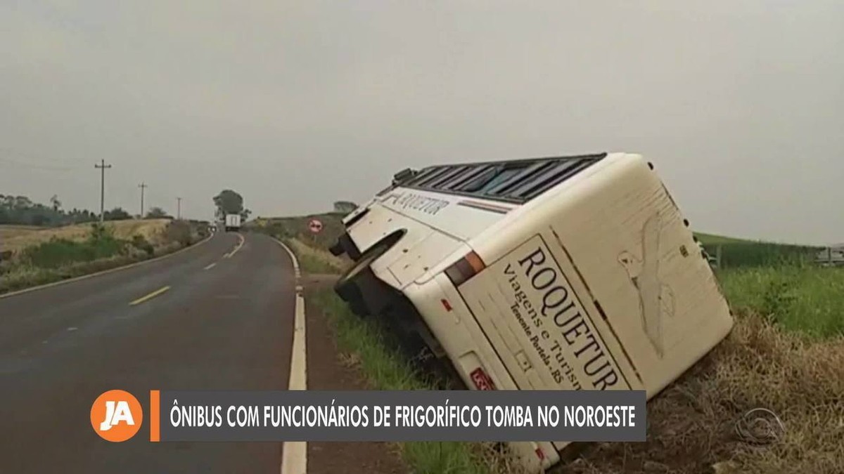Ônibus tomba em Tenente Portela e passageiros ficam feridos Rio Grande do Sul G1
