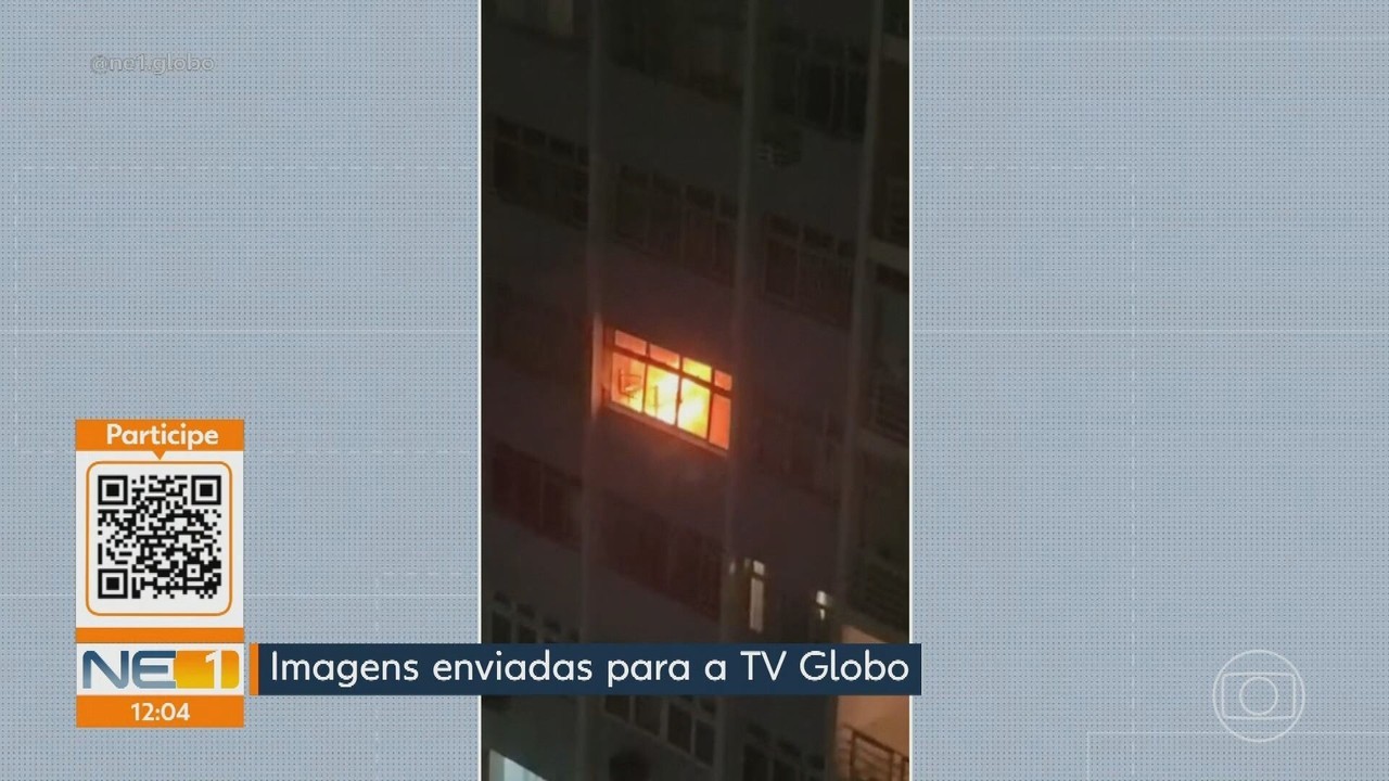 Incêndio atinge prédio em Boa Viagem e duas mulheres são atendidas pelos bombeiros na calçada; VÍDEO