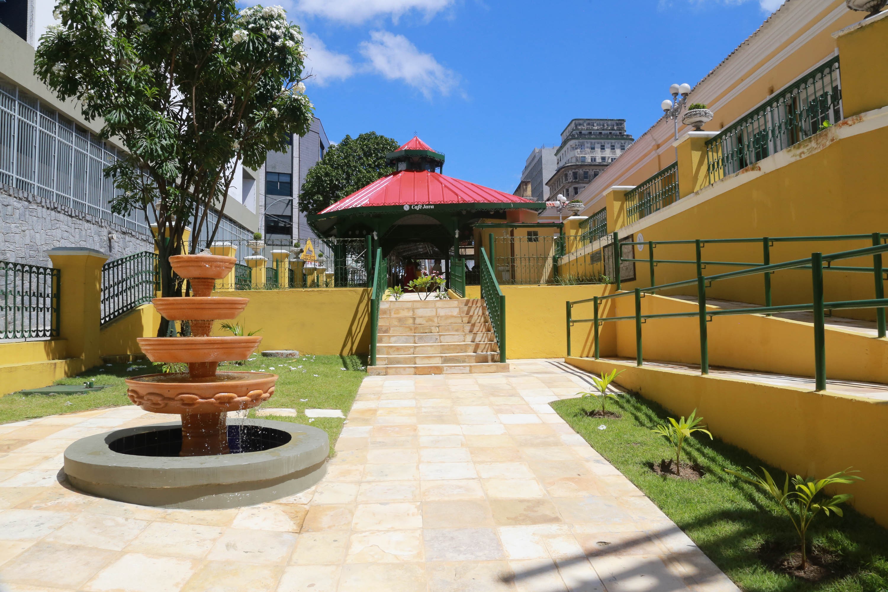 Novas cafeterias ocupam prédios históricos e resgatam a memória de Fortaleza