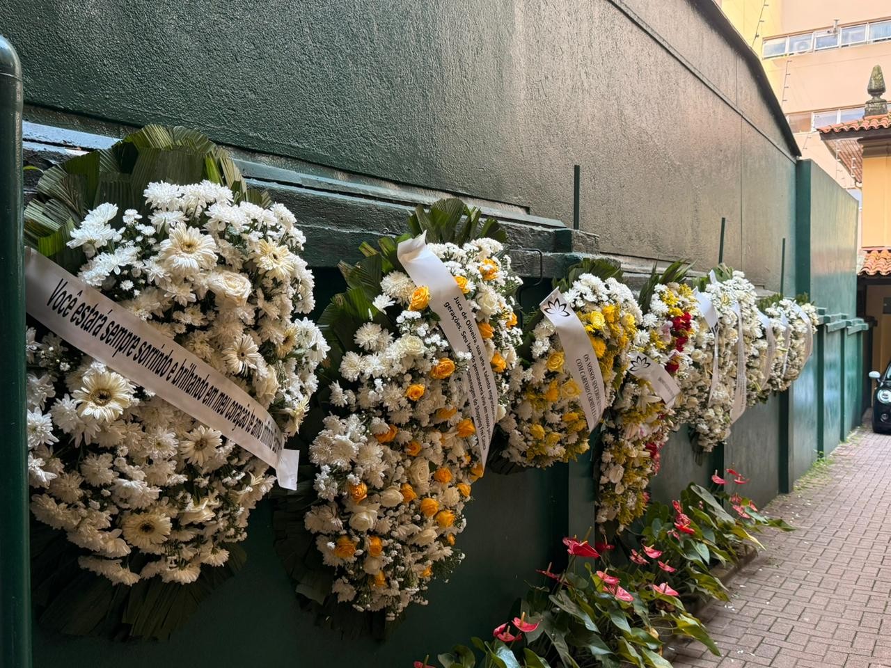 Corpo do ator Juca de Oliveira é velado em SP