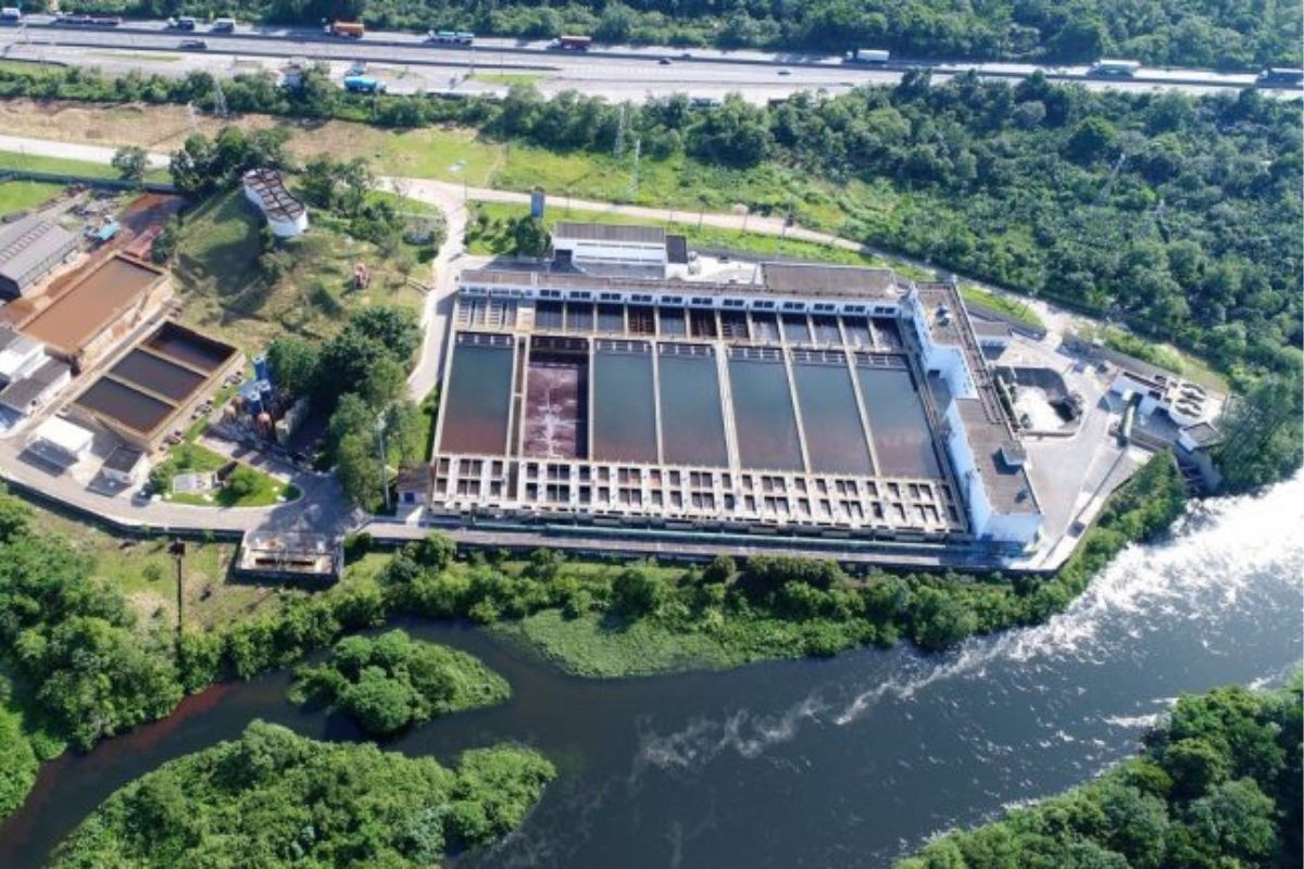 Sabesp reforça abastecimento e esgoto na Baixada Santista para o Carnaval 