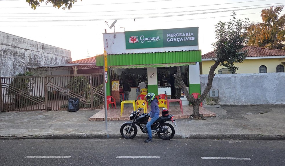 Bar da família, conhecido como Bar do Gilon, fica no Parque Furquim, em Presidente Prudente (SP) — Foto: Arquivo pessoal