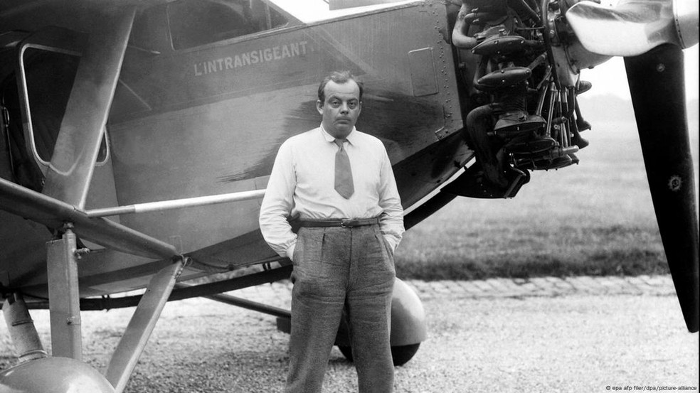 Saint-Exupéry integrou sua experiência de aviador em 'O Pequeno Príncipe'. — Foto: epa afp filer/dpa/picture-alliance (via DW)