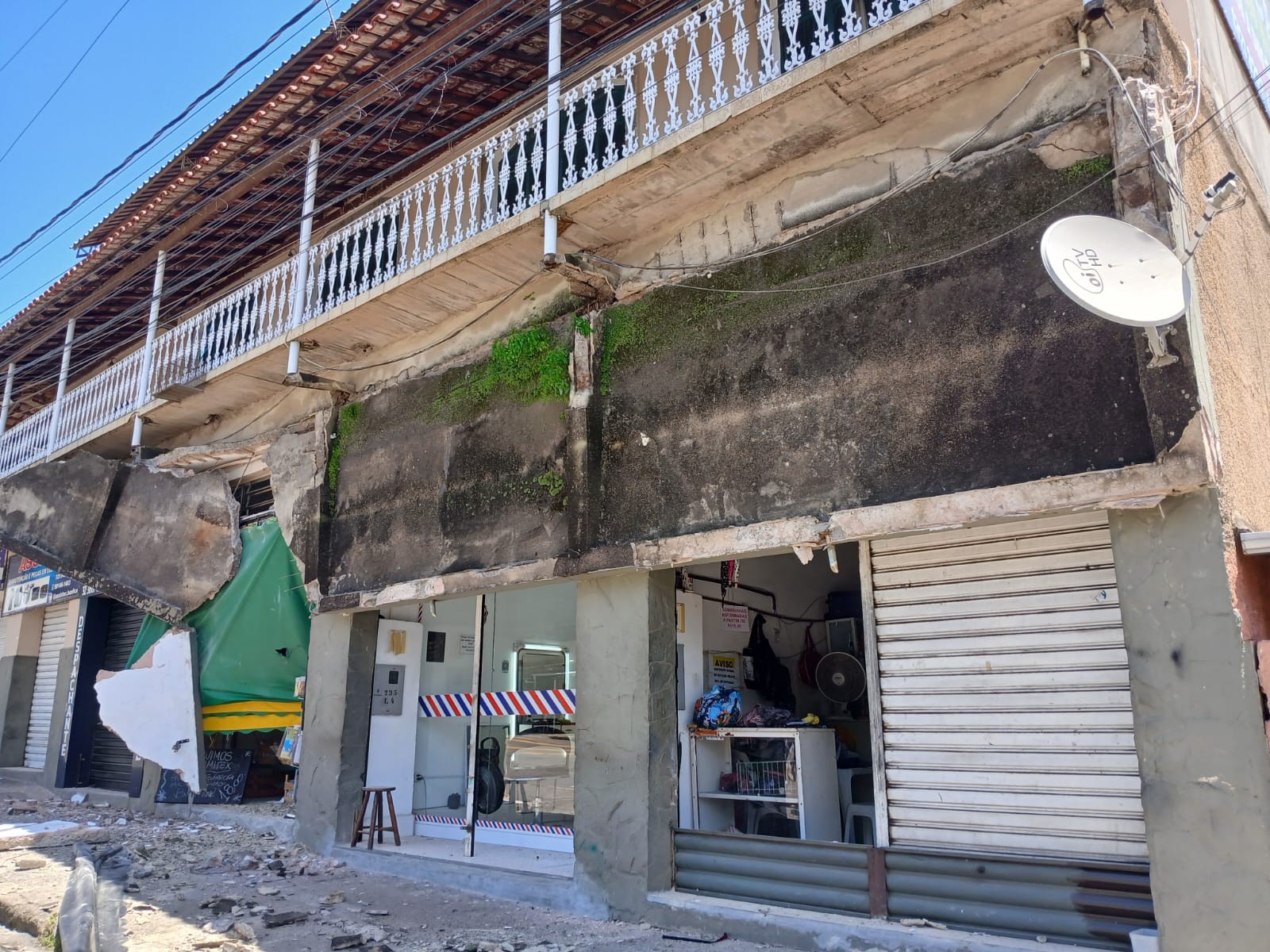 Marquise cai no bairro Benfica, em Juiz de Fora