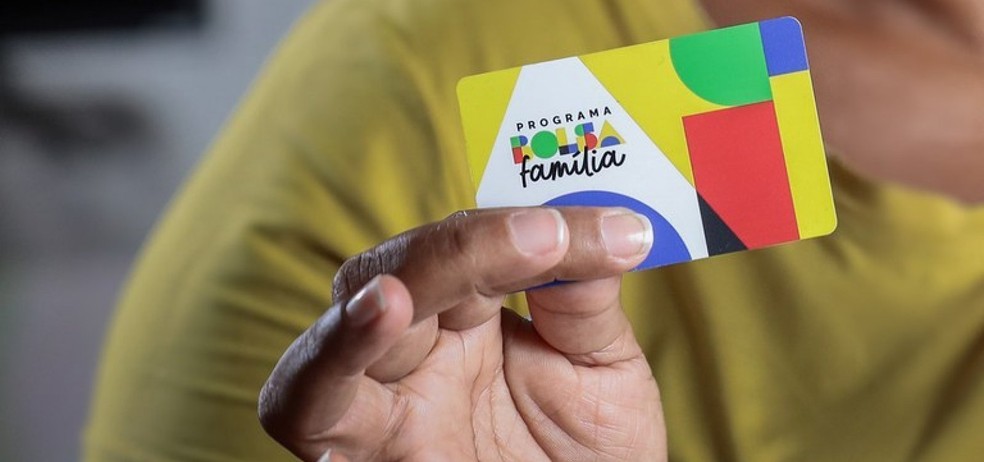 Cadastro do Bolsa Família e BPC para quem mora sozinho pode ser atualizado sem visita em casa em Salvador — Foto: Governo Federal