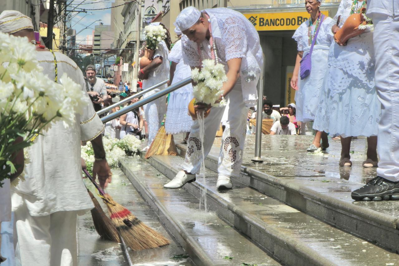 Lavagem da escadaria da Catedral: conheça a história da cerimônia que virou patrimônio de Campinas