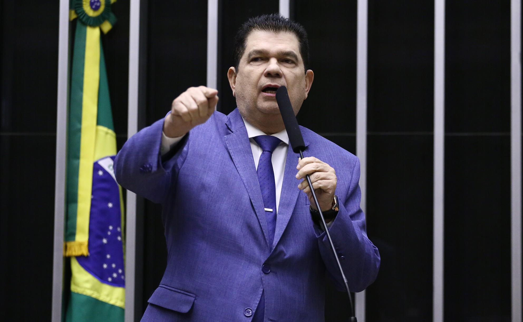Deputado Mauro Filho é internado após sofrer AVC