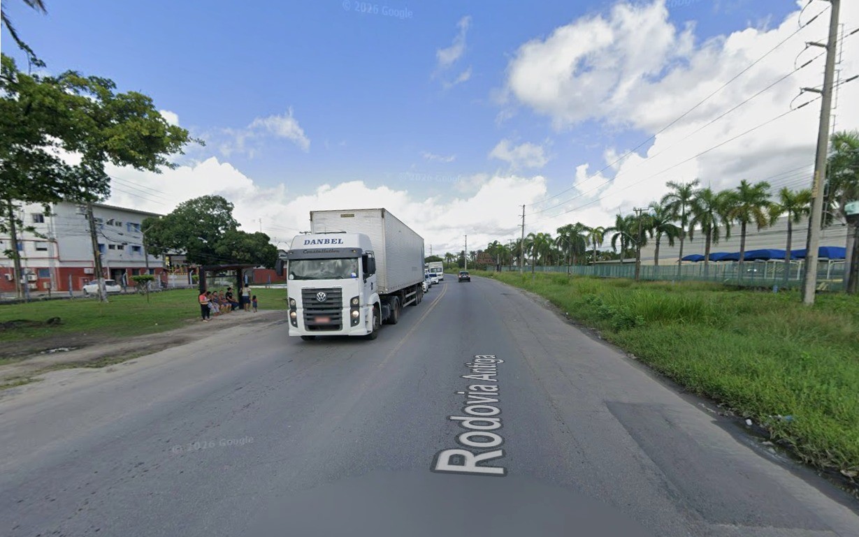 Interdição em trecho da BR-101 altera rotas de ônibus no Grande Recife