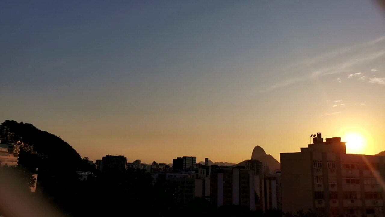 Sem horário de verão, dia no Rio começa a clarear antes das 4h | G1