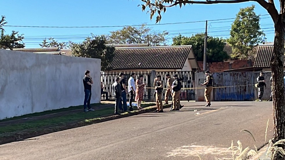 Recém-nascido morre baleado com tiro na cabeça, em Maringá. — Foto: Alex Magosso/RPC