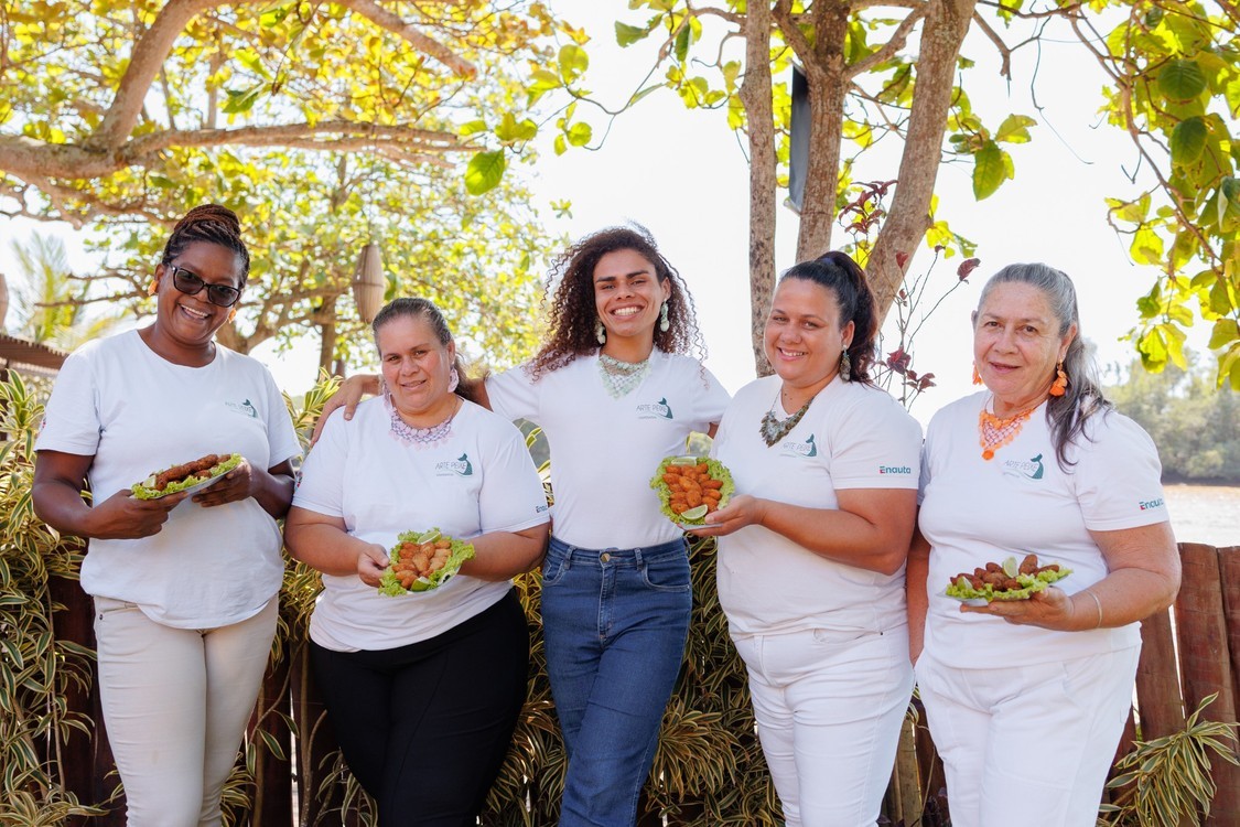 Mulheres conquistam espaço de destaque em cooperativa de pesca