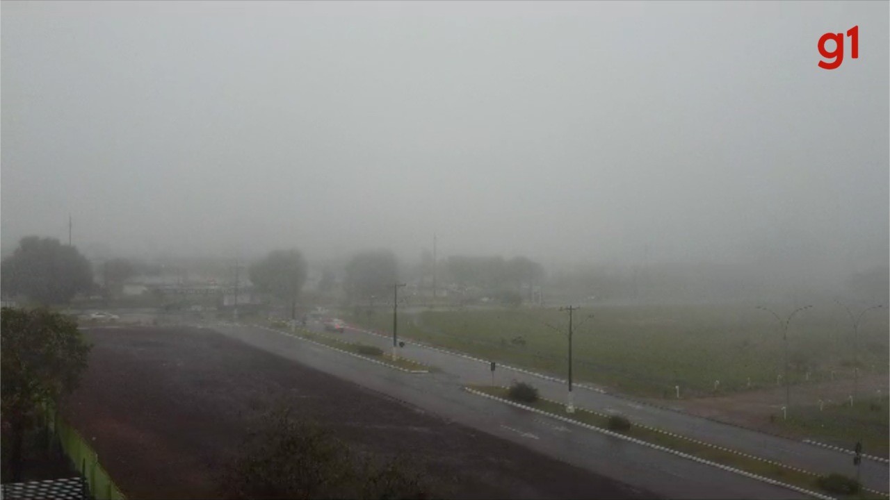 Neblina cobre Campo Grande e chegada de frente fria causa sensação térmica de 9ºC nesta sexta-feira (3)