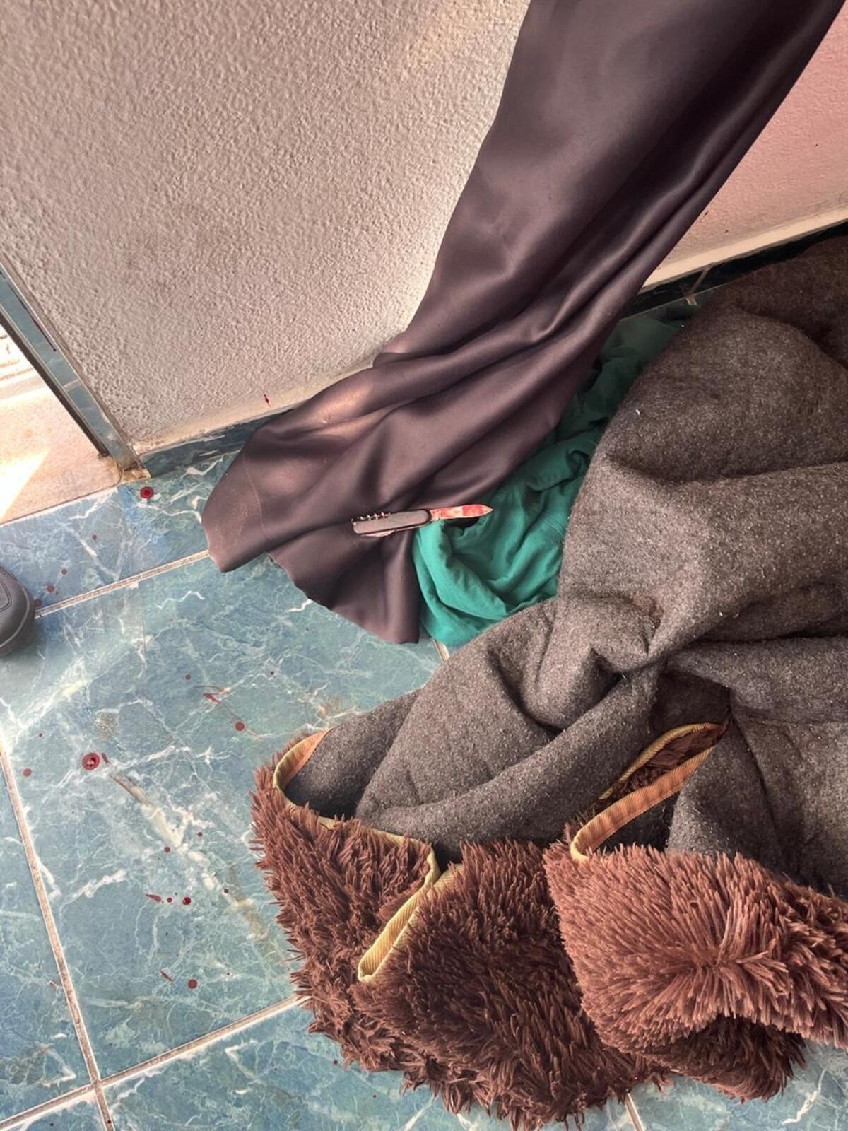 Homem é morto a golpes de canivete após discussão em Itaquaquecetuba