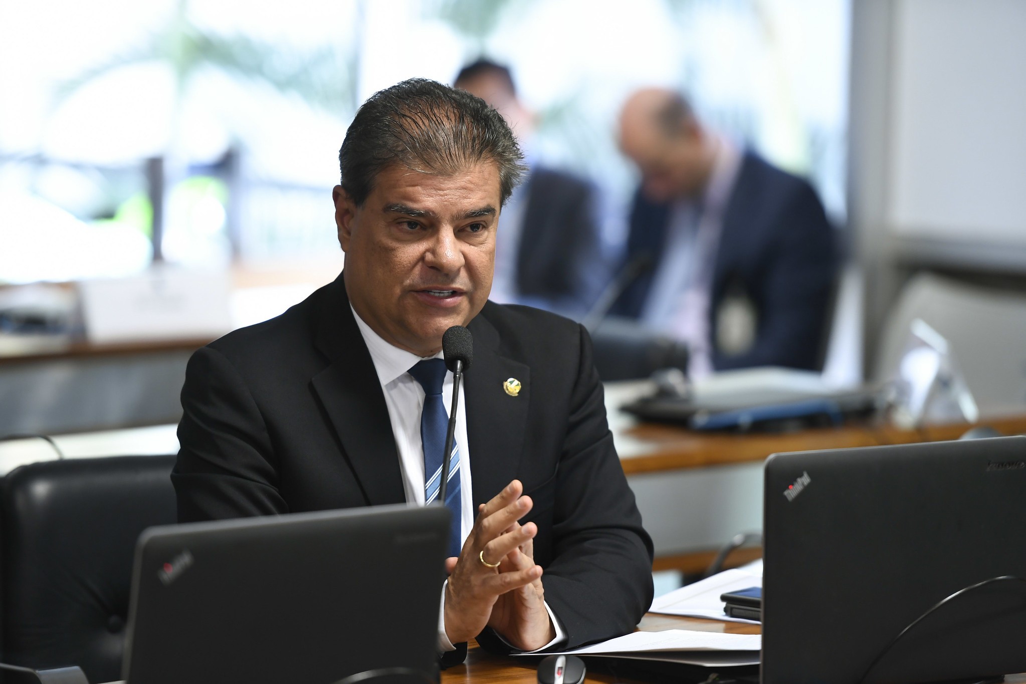 Tarifaço de Trump: Senado designa quatro parlamentares para ir aos EUA tentar negociação; veja quais