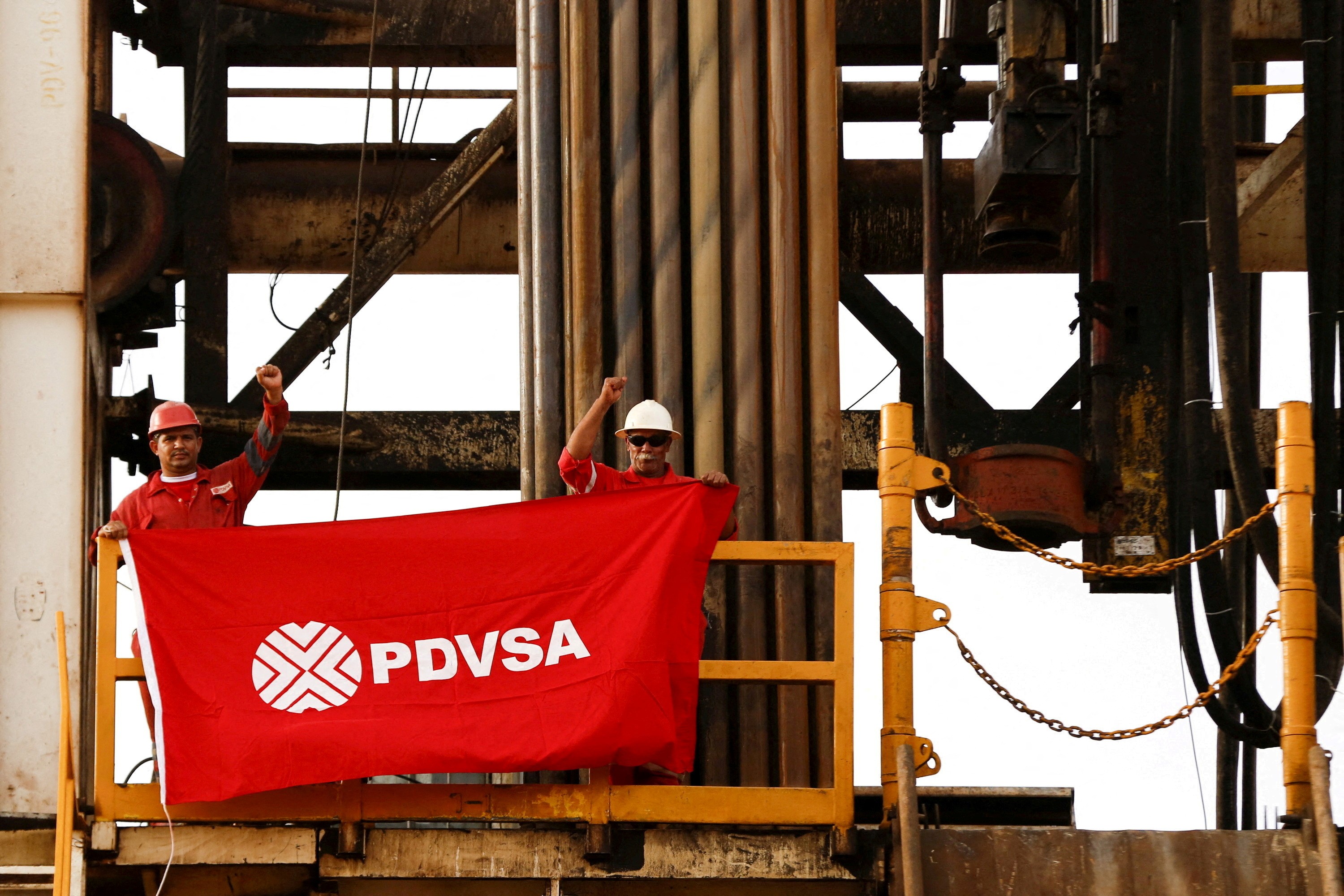PDVSA sob pressão: como fica a petroleira estatal com a ofensiva dos EUA na Venezuela?