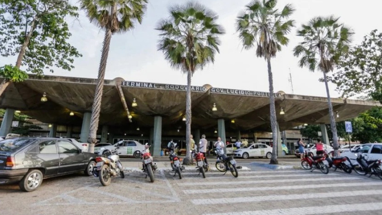 Foragido da Justiça é preso ao desembarcar na Rodoviária de Teresina