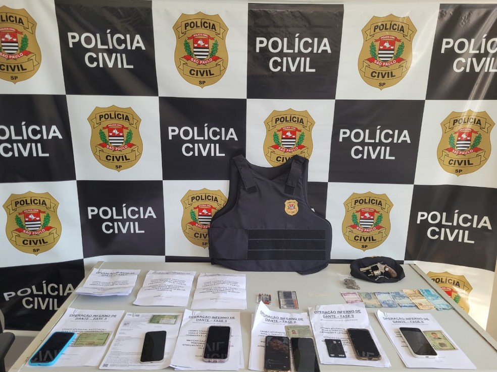 1 de 1
Opera&ccedil;&atilde;o 'Inferno de Dante' prende 11 por tr&aacute;fico e lavagem em cidades do centro-oeste paulista &mdash; Foto: Pol&iacute;cia Civil/Divulga&ccedil;&atilde;o