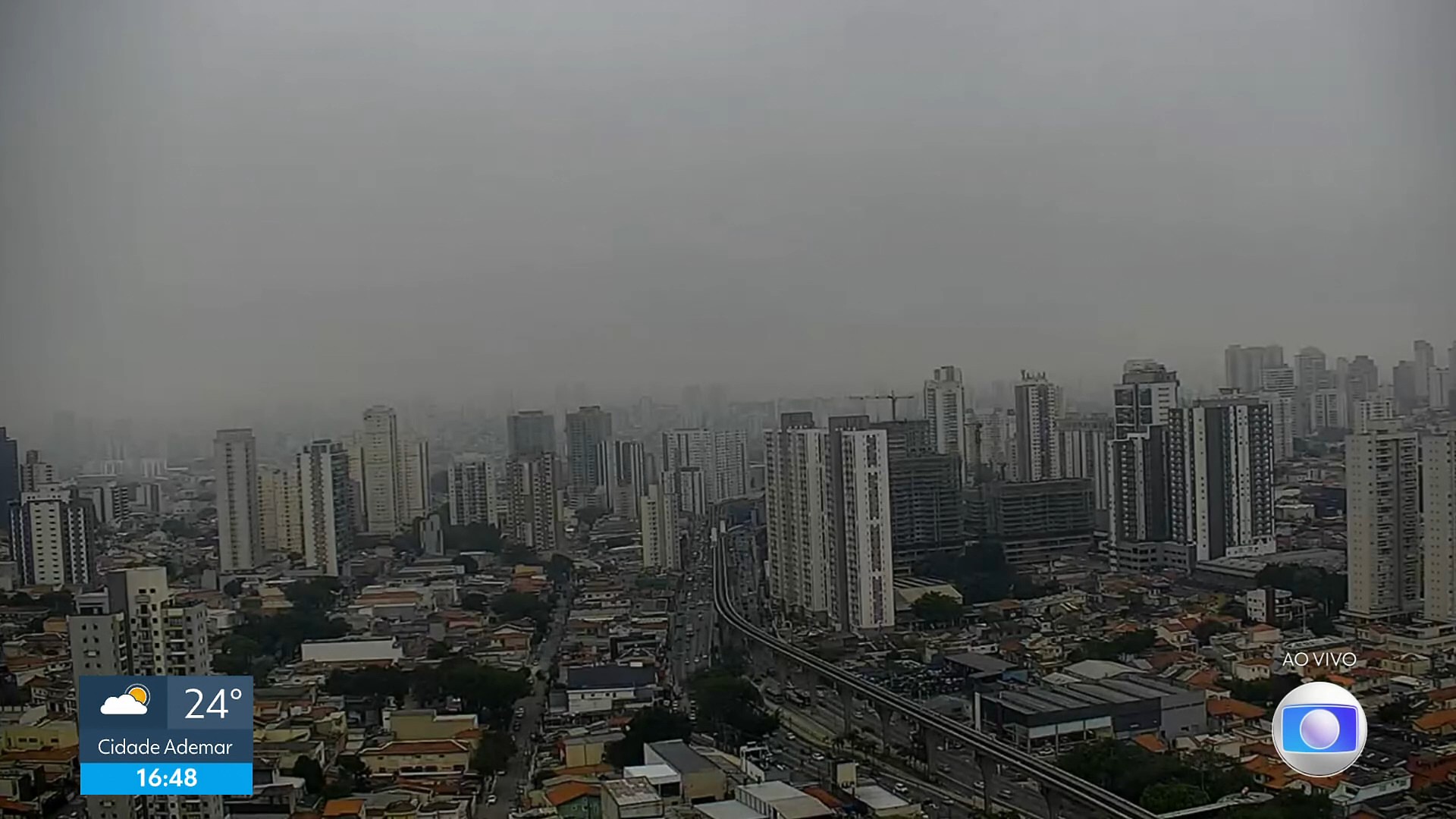 Névoa toma conta do céu na capital paulista; vídeo