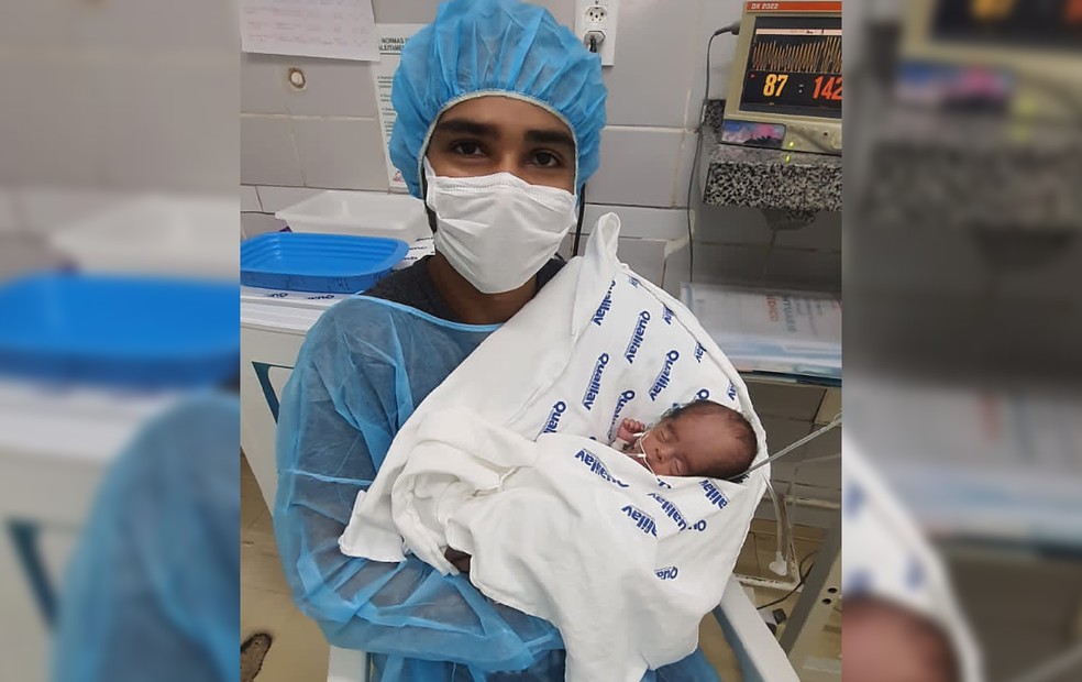 O momento em que o filho passou dois meses em uma Unidade de Terapia Intensiva (UTI) serviu como pano de fundo para o desenvolvimento da narrativa — Foto: Arquivo pessoal